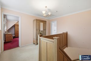 Richard Avenue - click for photo gallery